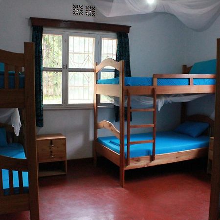 Hostel Hoff Moshi Buitenkant foto